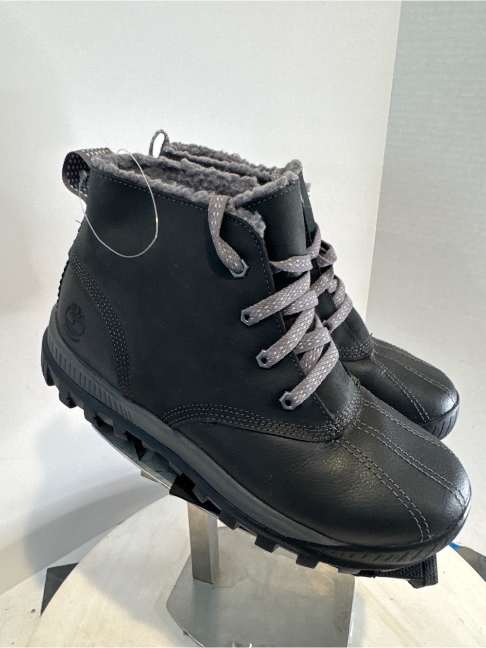 Timberland MT Hayes Waterproof Chukka Women's Winter Boots Size 9 brand new